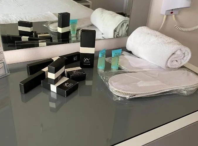 αφροδίτη Otel Neon Rysion